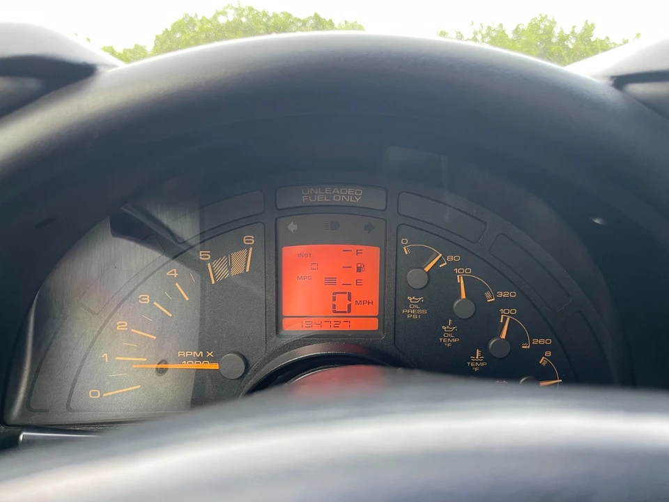 1991 Chevrolet Corvette C4 - Image 18 of 28