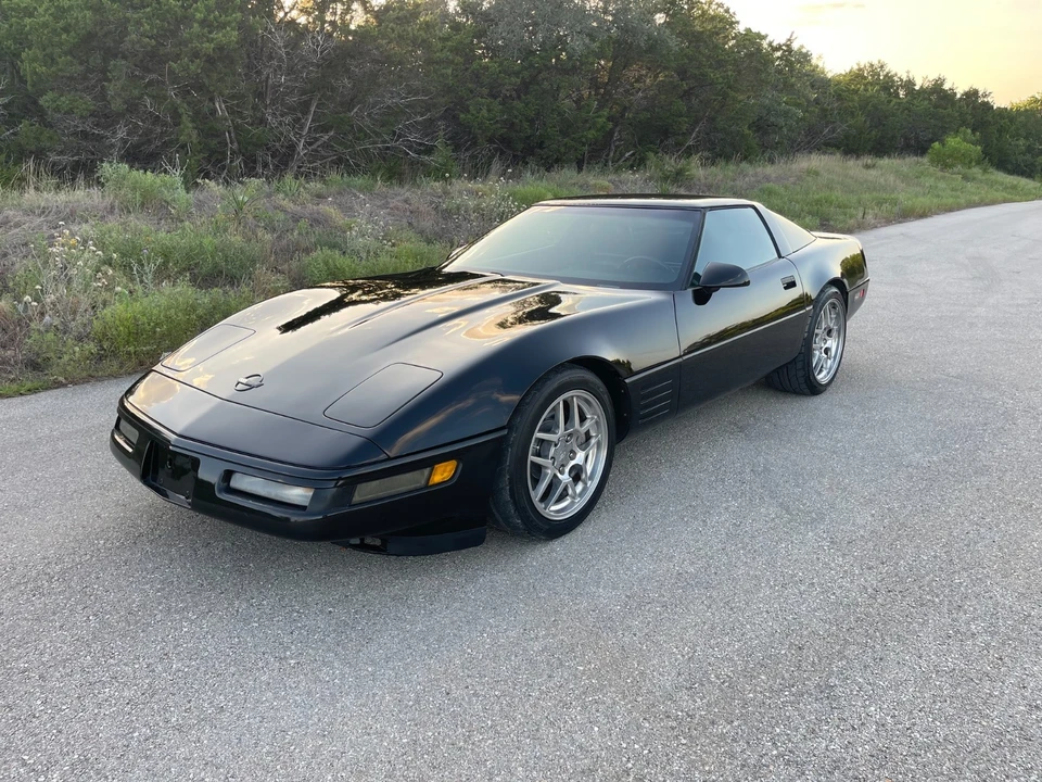 1991 Chevrolet Corvette C4 - Image 3 of 28