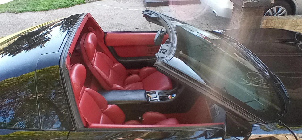 1991 Chevrolet Corvette C4 - Image 9 of 18