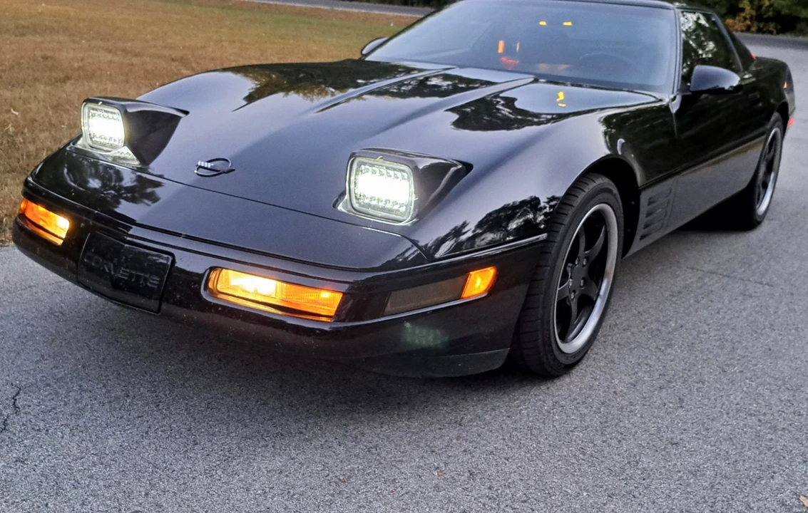 1991 Chevrolet Corvette C4 - Image 6 of 18