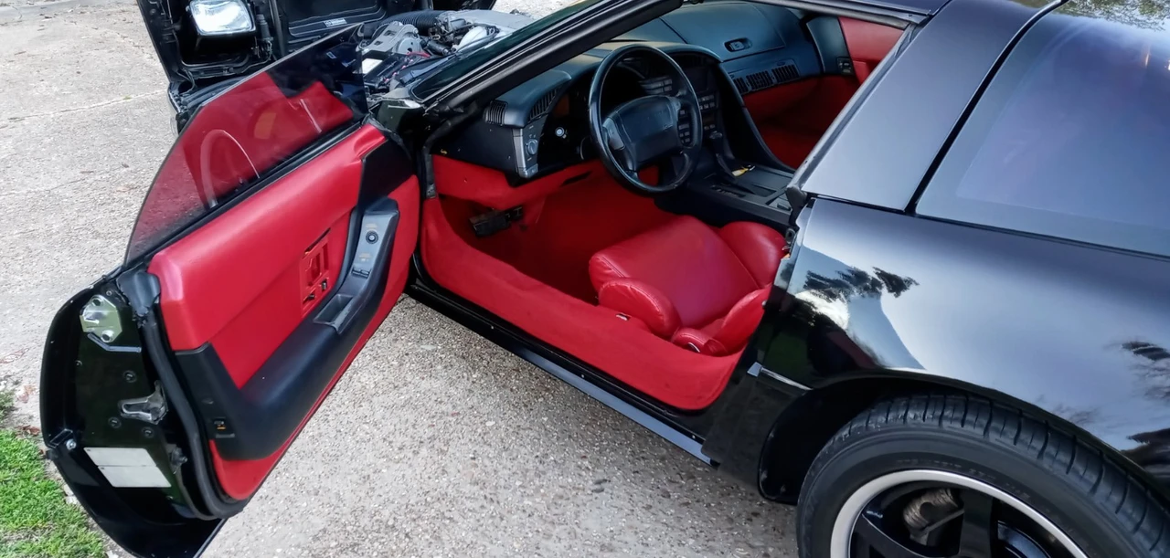 1991 Chevrolet Corvette C4 - Image 7 of 18