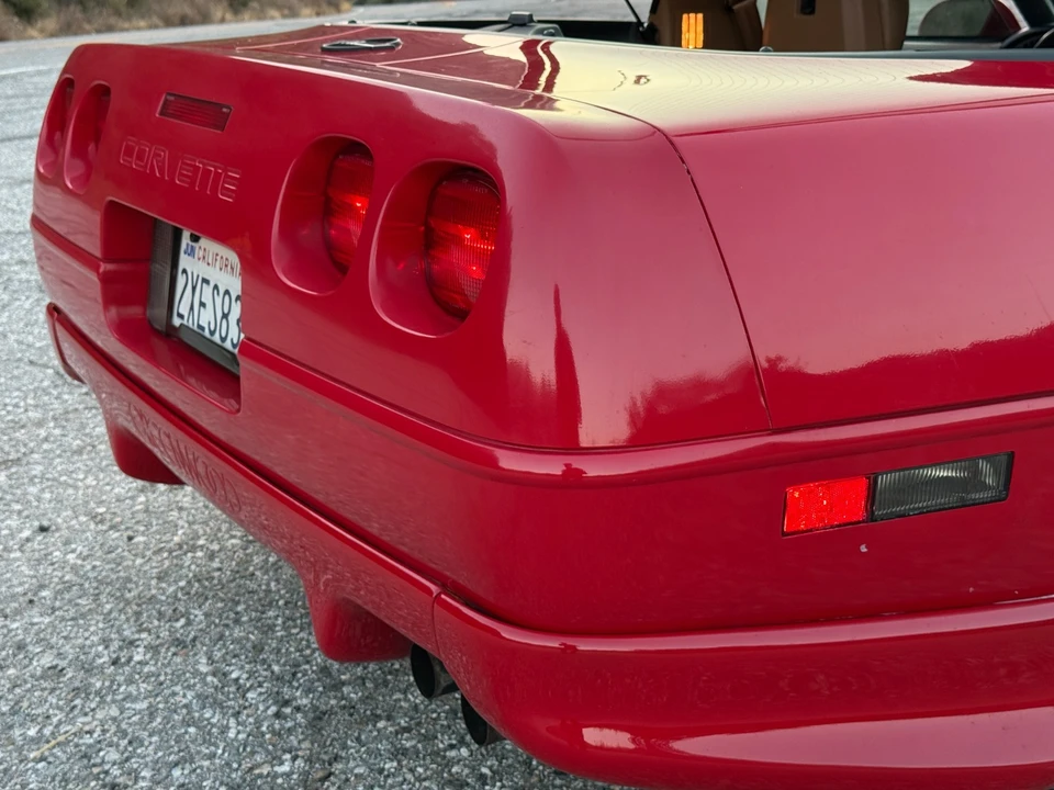 1991 Chevrolet Corvette C4 - Image 9 of 31