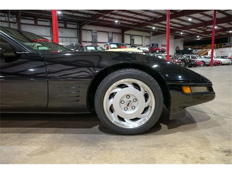 1991 Chevrolet Corvette C4 - Image 11 of 31