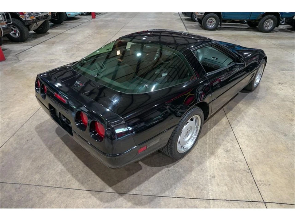 1991 Chevrolet Corvette C4 - Image 17 of 31