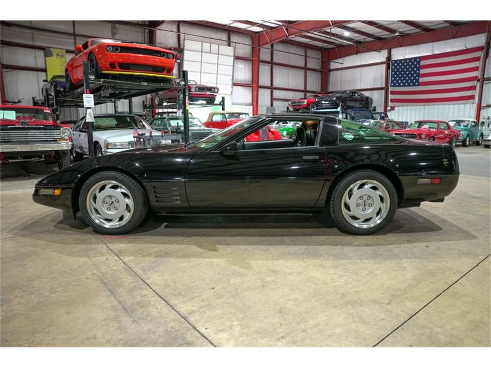 1991 Chevrolet Corvette C4 - Image 4 of 31