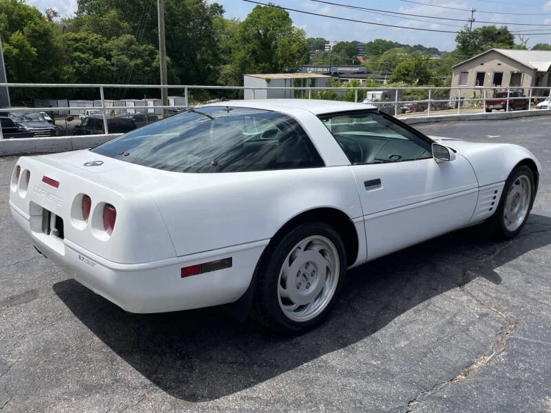 1991 Chevrolet Corvette C4 - Image 5 of 24