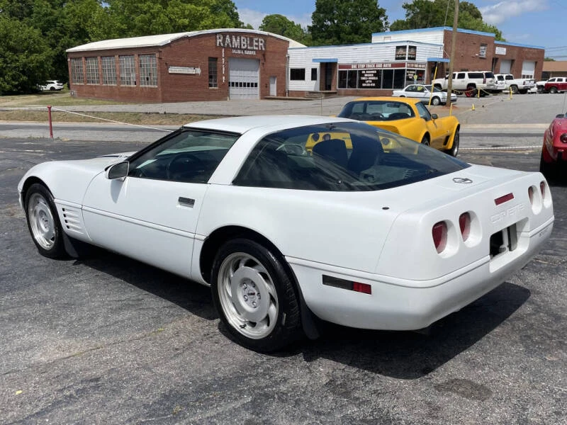 1991 Chevrolet Corvette C4 - Image 3 of 24