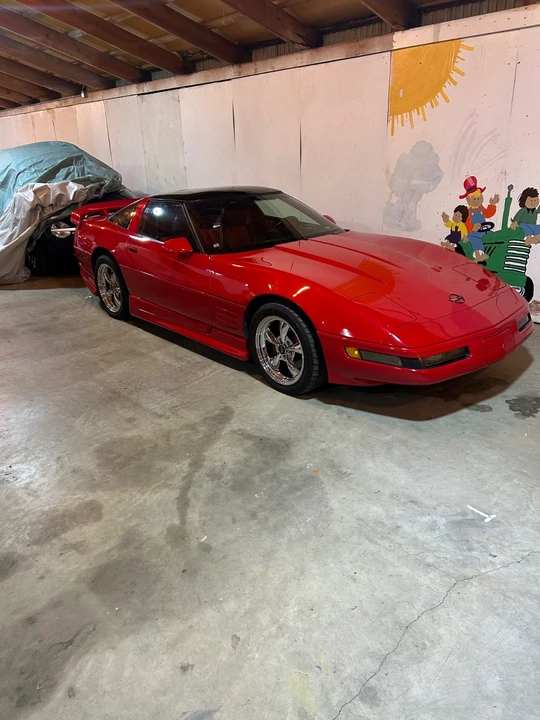 1991 Chevrolet Corvette C4 - Image 4 of 9