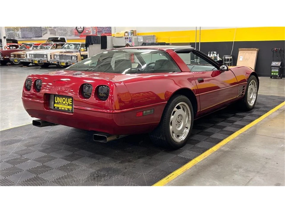 1991 Chevrolet Corvette C4 - Image 3 of 10