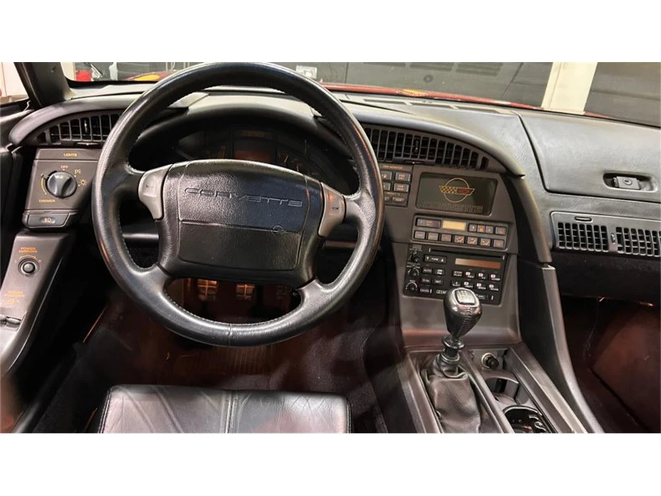 1991 Chevrolet Corvette C4 - Image 8 of 10