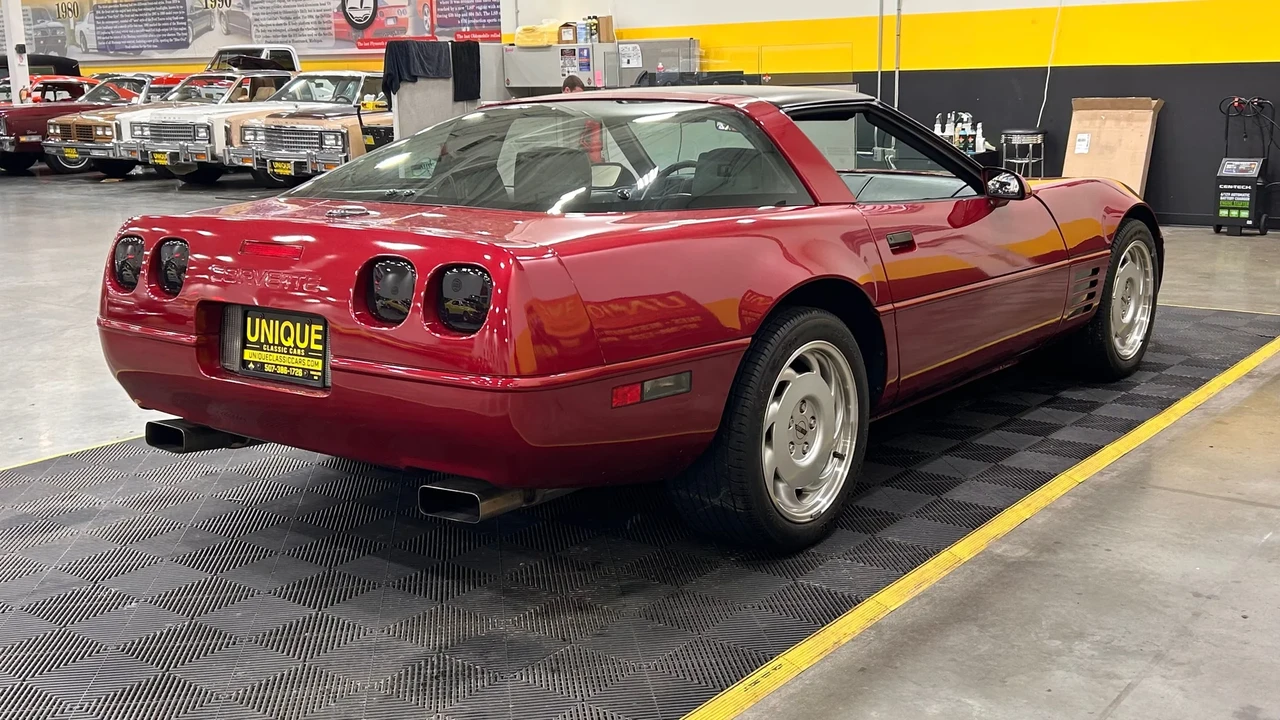 1991 Chevrolet Corvette - Image 3 of 10