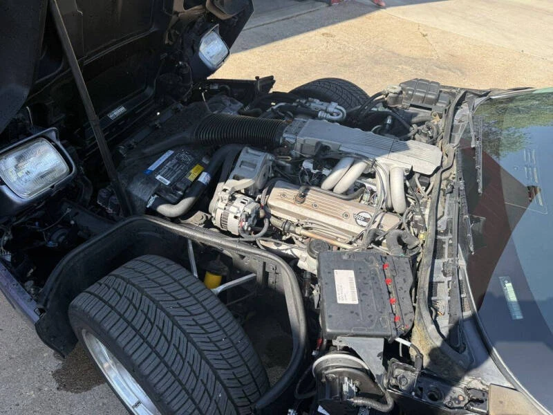 1991 Chevrolet Corvette C4 - Image 24 of 29