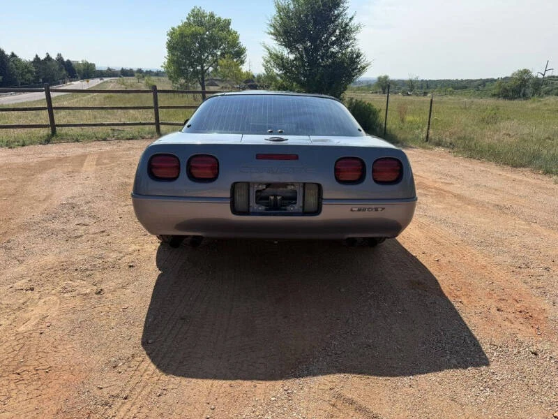 1991 Chevrolet Corvette C4 - Image 7 of 29