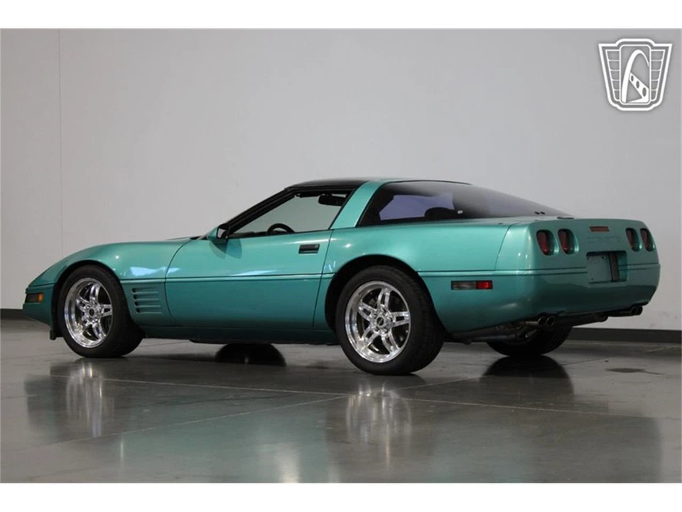 1991 Chevrolet Corvette C4 - Image 26 of 31