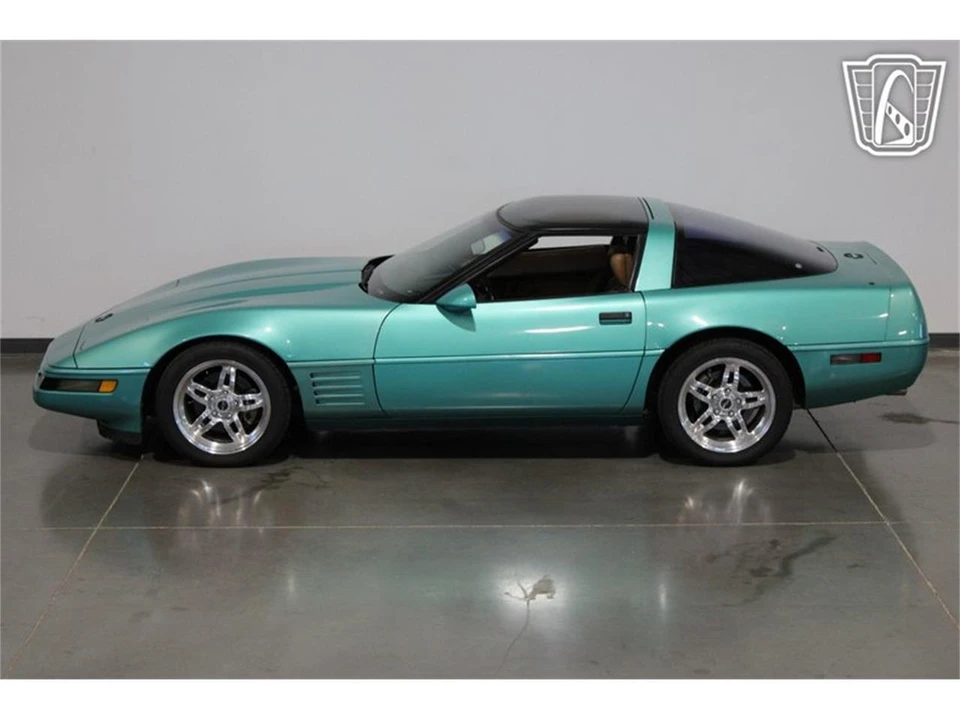1991 Chevrolet Corvette C4 - Image 12 of 31