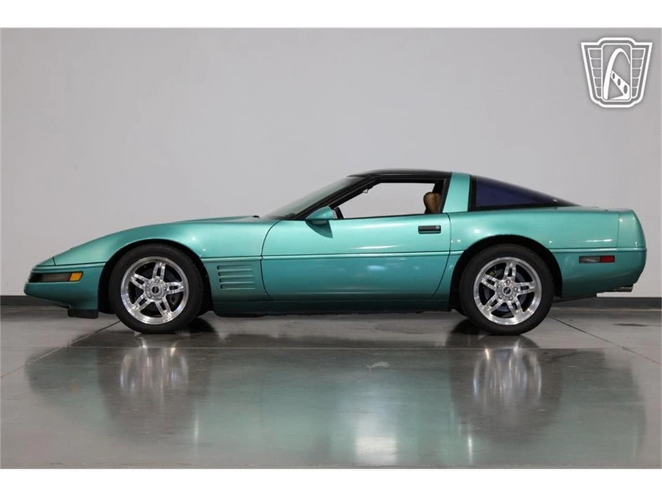 1991 Chevrolet Corvette C4 - Image 27 of 31