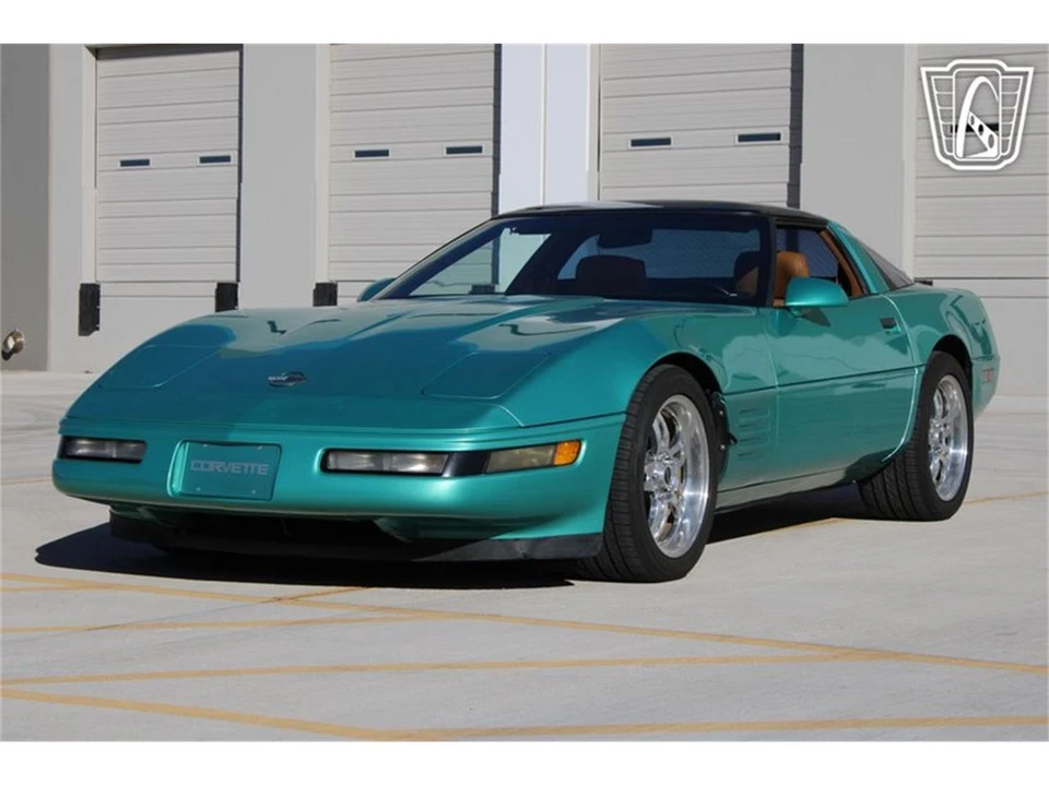 1991 Chevrolet Corvette C4 - Image 2 of 31