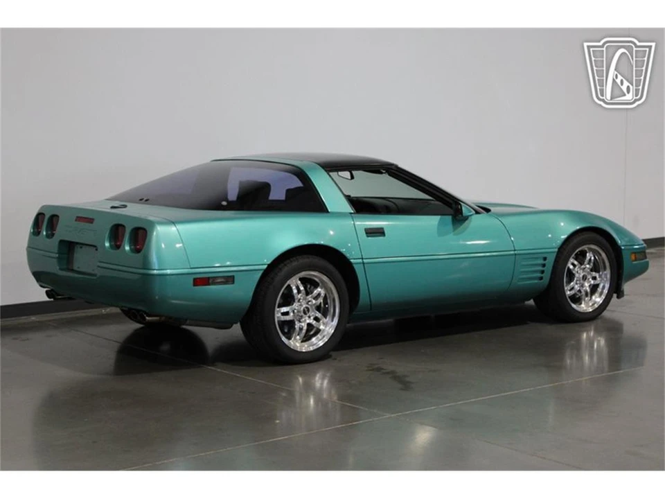 1991 Chevrolet Corvette C4 - Image 17 of 31