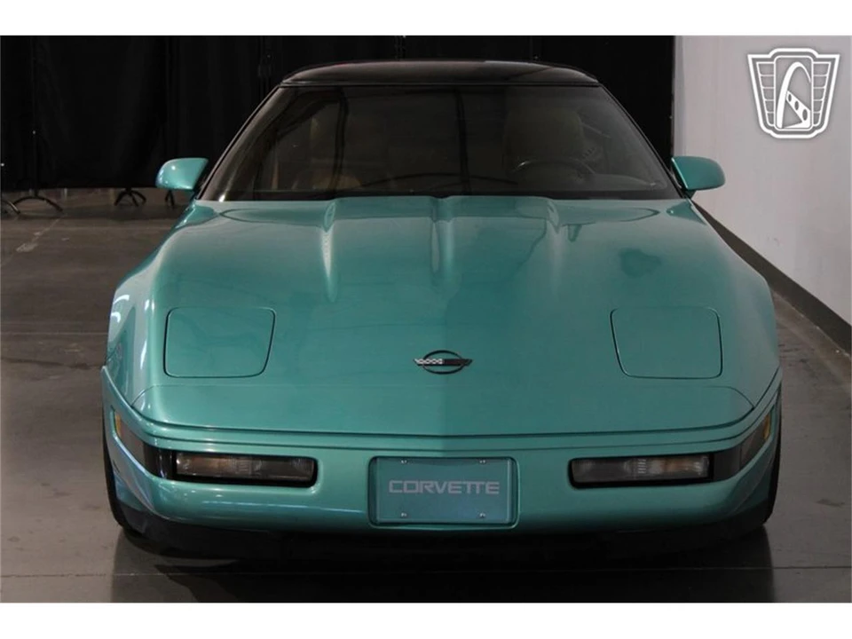 1991 Chevrolet Corvette C4 - Image 14 of 31