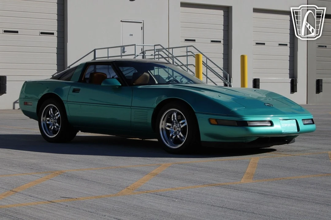 1991 Chevrolet Corvette C4 - Image 6 of 12