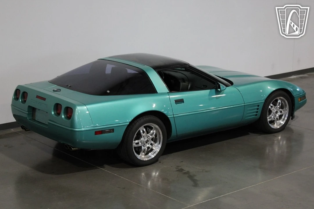 1991 Chevrolet Corvette C4 - Image 10 of 12