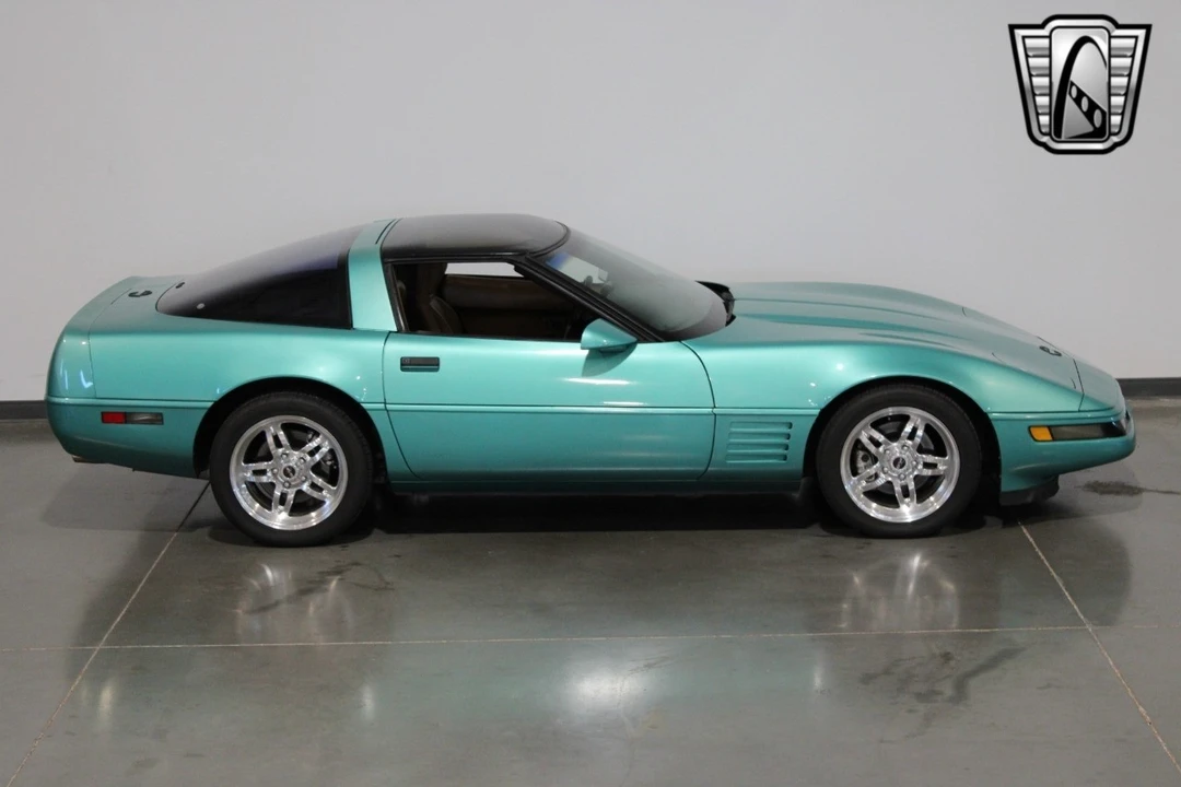 1991 Chevrolet Corvette C4 - Image 10 of 21