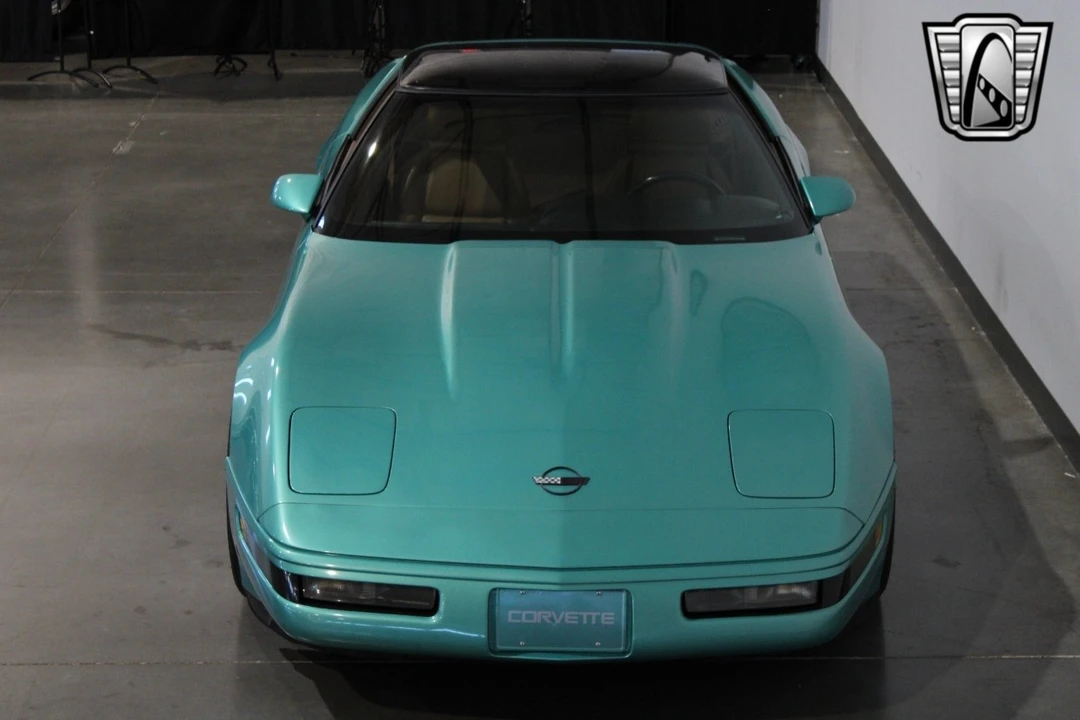 1991 Chevrolet Corvette C4 - Image 8 of 21