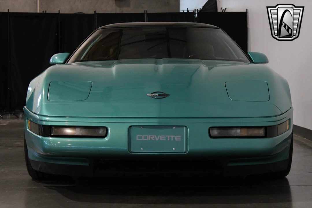 1991 Chevrolet Corvette C4 - Image 16 of 21
