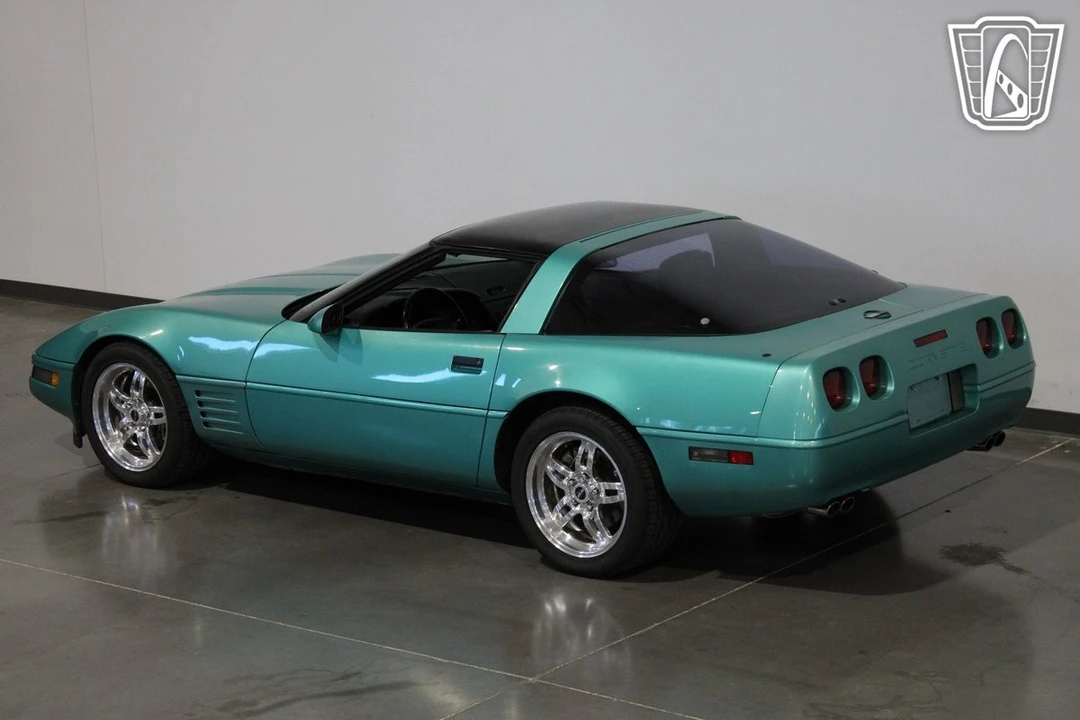 1991 Chevrolet Corvette C4 - Image 12 of 12