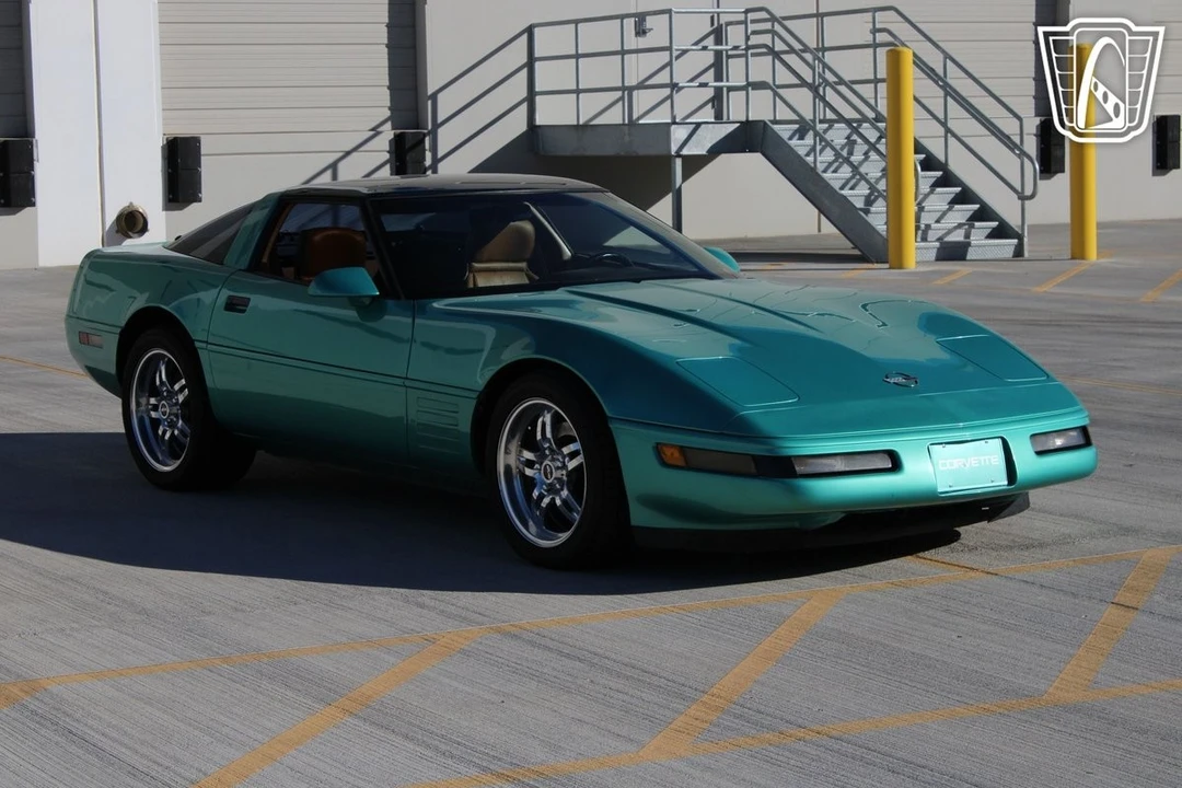 1991 Chevrolet Corvette C4 - Image 5 of 12
