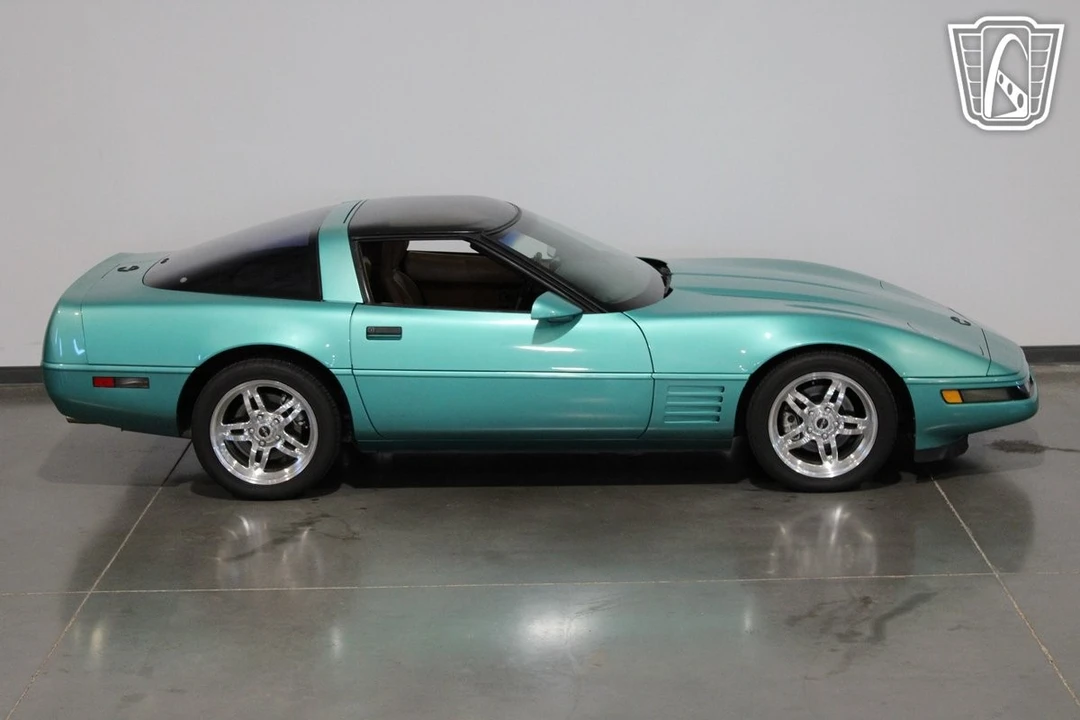 1991 Chevrolet Corvette C4 - Image 9 of 12