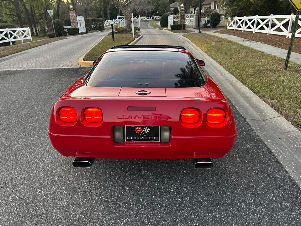 1991 Chevrolet Corvette C4 - Image 5 of 21