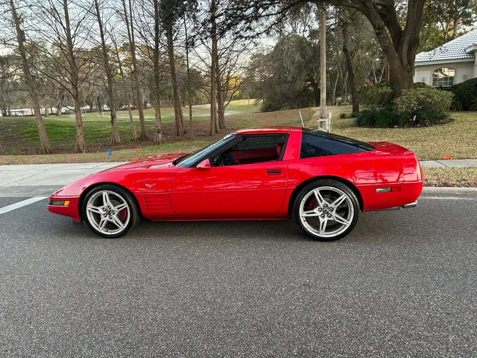 1991 Chevrolet Corvette C4 - Image 17 of 21