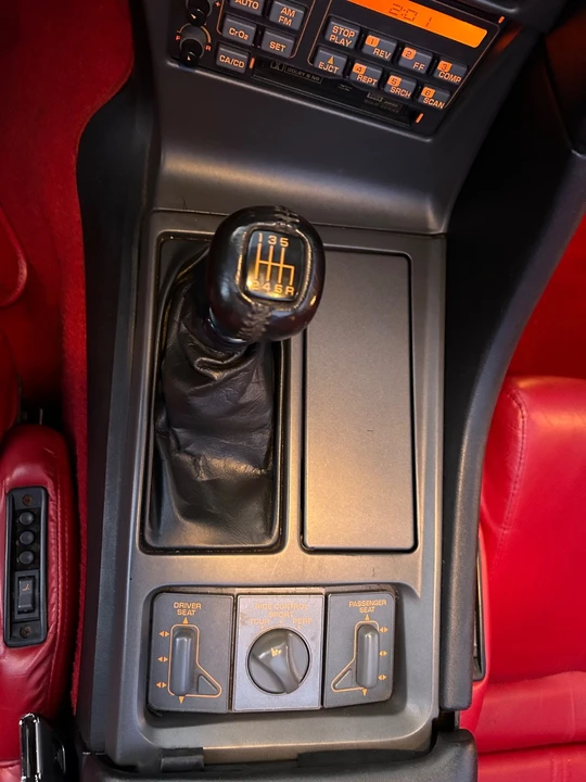 1991 Chevrolet Corvette C4 - Image 13 of 21