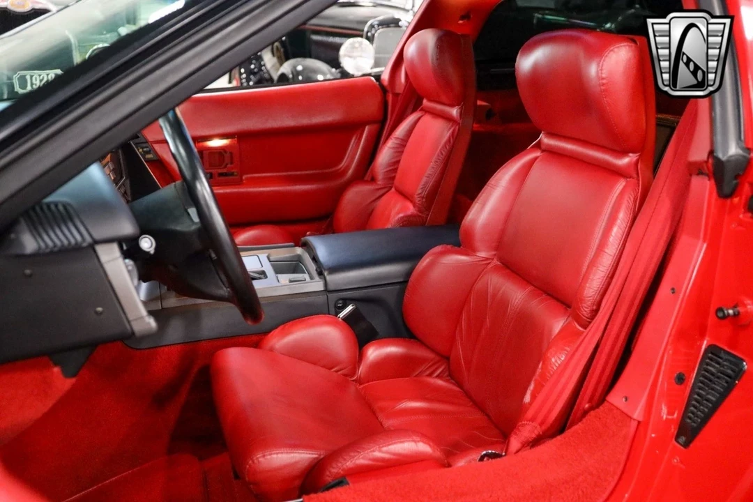 1991 Chevrolet Corvette C4 - Image 17 of 21