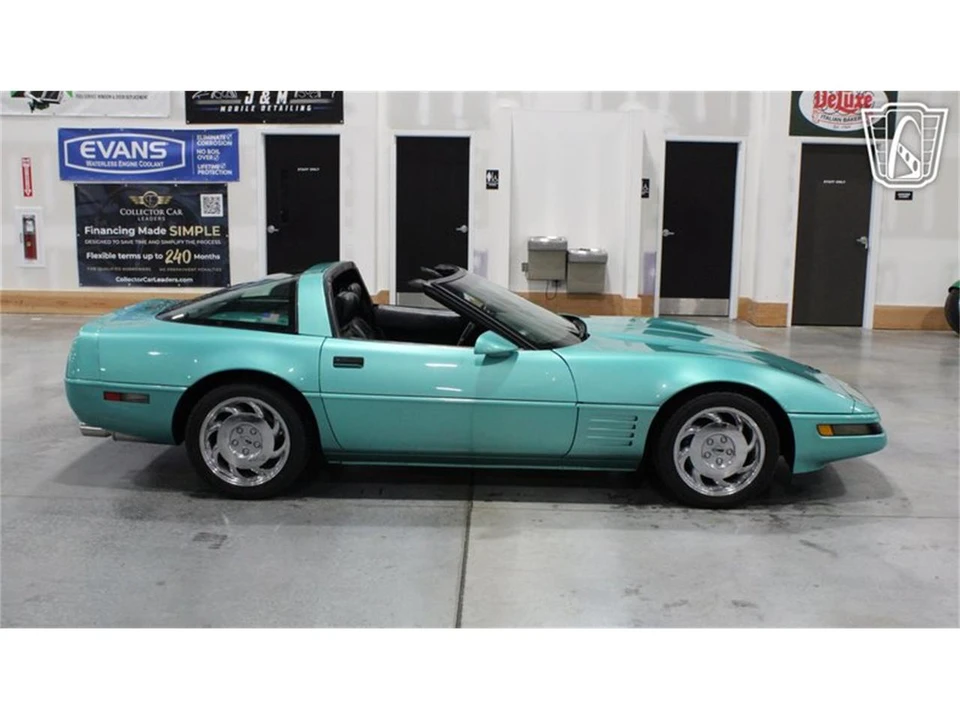 1991 Chevrolet Corvette C4 - Image 6 of 31