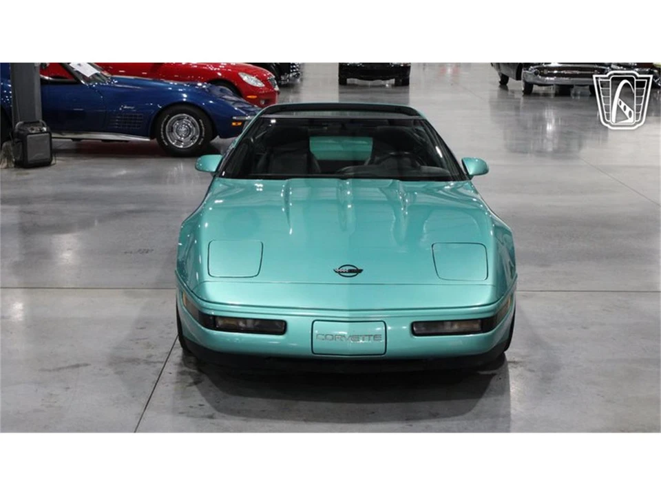 1991 Chevrolet Corvette C4 - Image 8 of 31