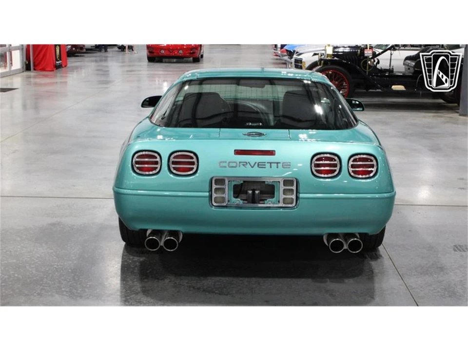 1991 Chevrolet Corvette C4 - Image 23 of 31