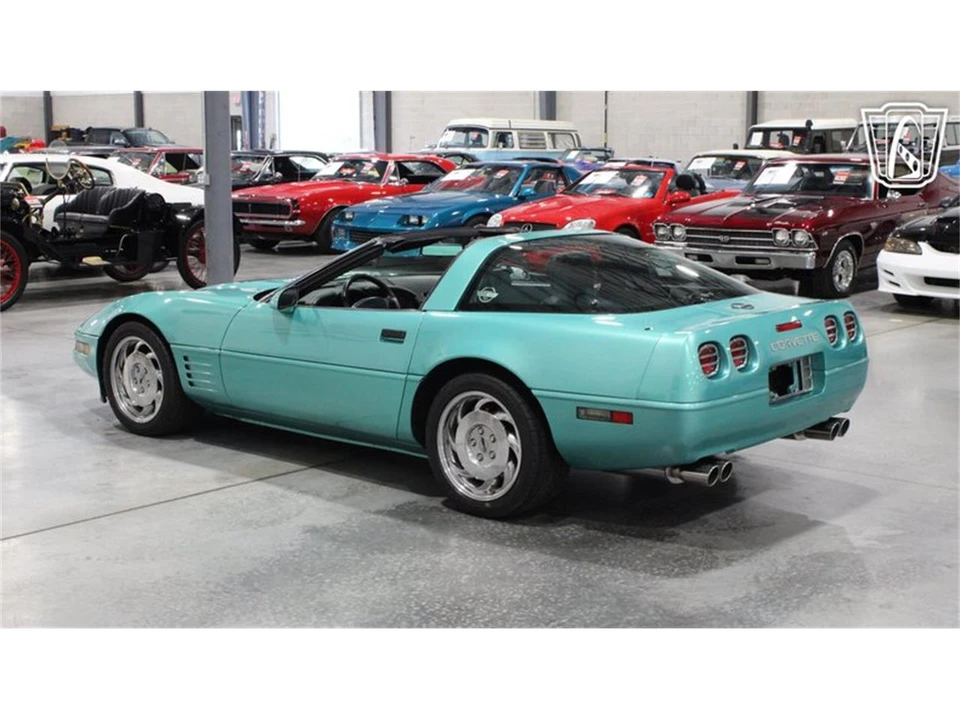 1991 Chevrolet Corvette C4 - Image 3 of 31