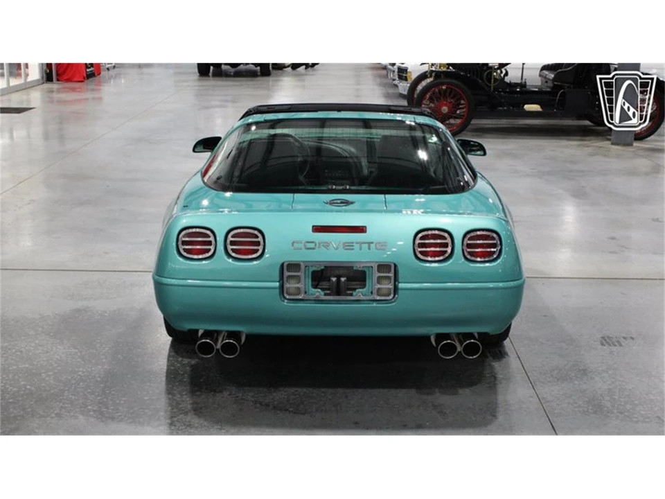 1991 Chevrolet Corvette C4 - Image 4 of 31