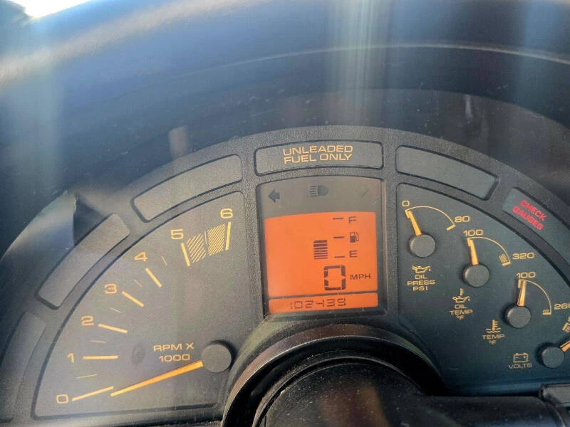 1991 Chevrolet Corvette C4 - Image 24 of 31