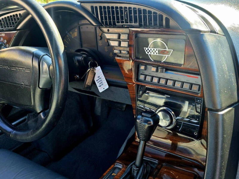 1991 Chevrolet Corvette C4 - Image 17 of 31