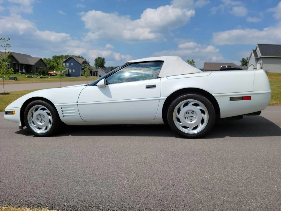 1991 Chevrolet Corvette C4 - Image 5 of 19