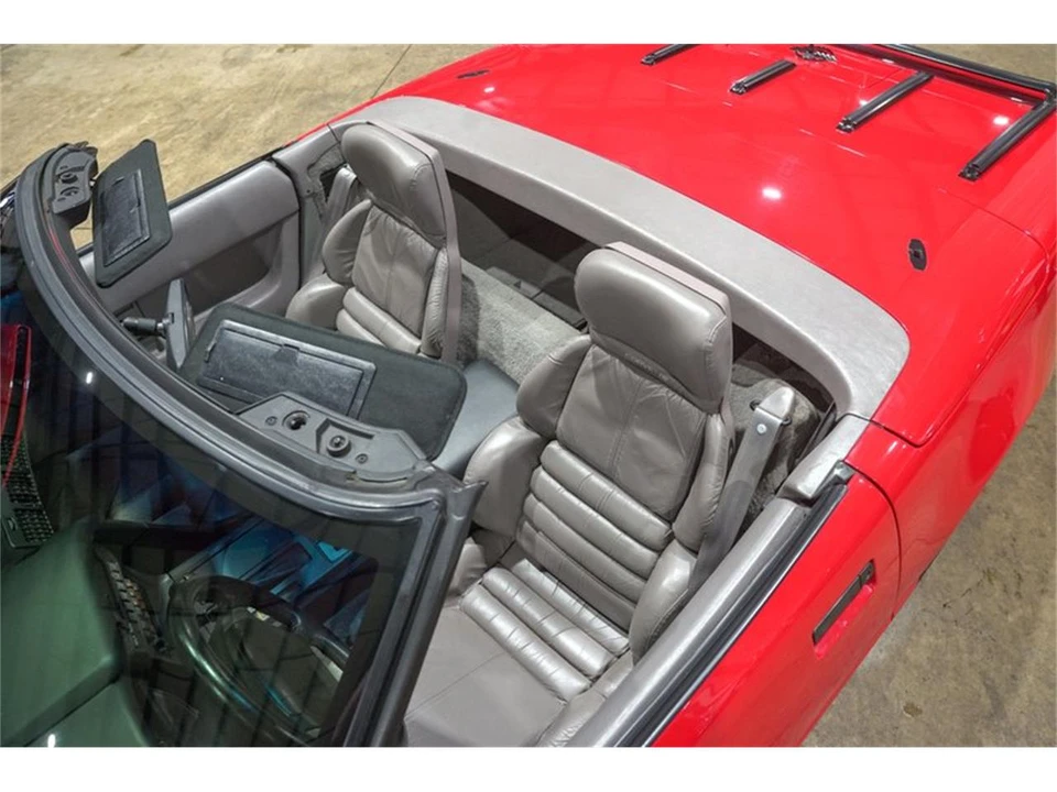 1991 Chevrolet Corvette C4 - Image 19 of 31