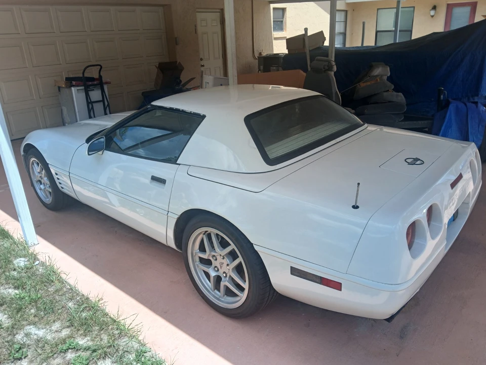 1991 Chevrolet Corvette C4 - Image 6 of 20
