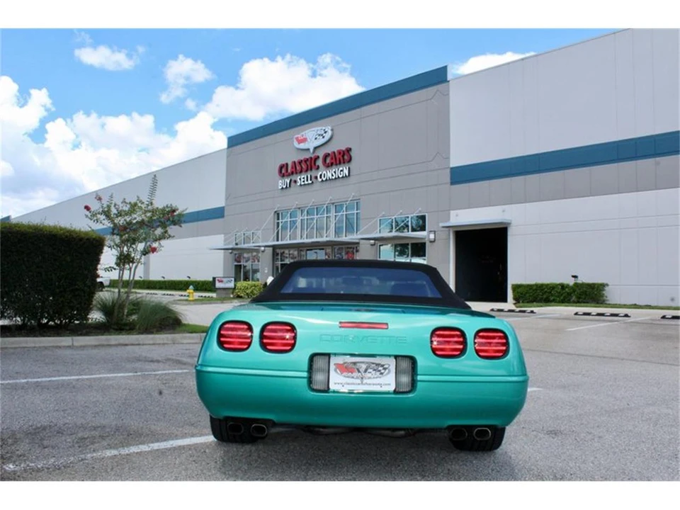 1991 Chevrolet Corvette C4 - Image 13 of 31