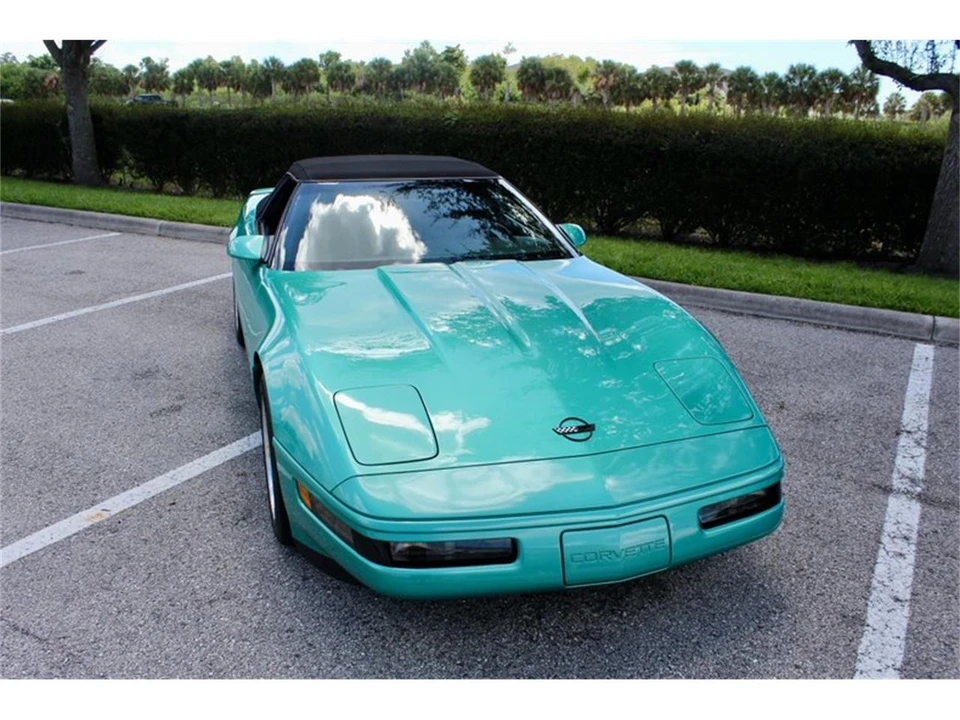 1991 Chevrolet Corvette C4 - Image 19 of 31