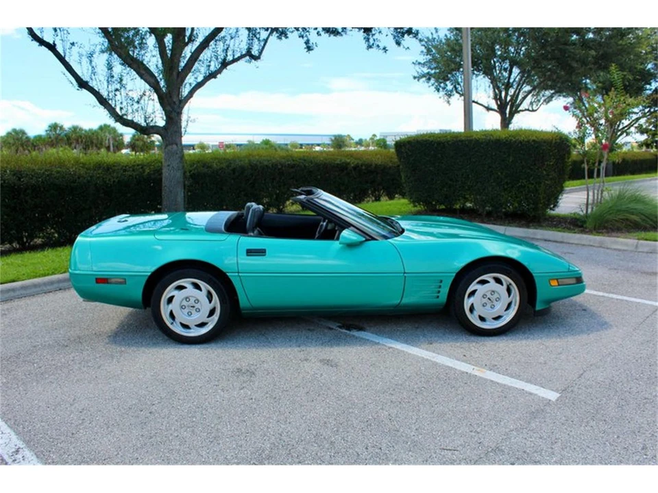 1991 Chevrolet Corvette C4 - Image 29 of 31
