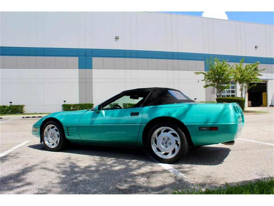 1991 Chevrolet Corvette C4 - Image 11 of 31
