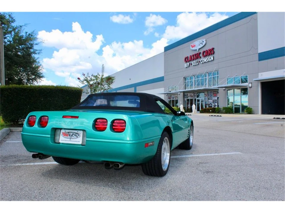 1991 Chevrolet Corvette C4 - Image 14 of 31